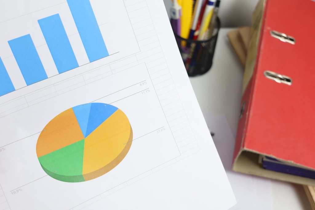 [GES.06] Reporting recurrente de sostenibilidad (memoria CSRD-ESRS, VSME, ratings)